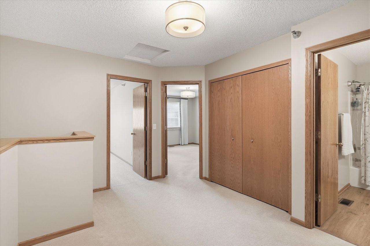 8465 Cortland Road Eden Prairie, MN 55344 - Photo 10 of 18