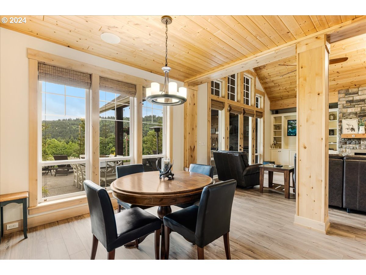 21501 Southwest Nicholas View Drive Sherwood, OR 97140 - Photo 12 of 48