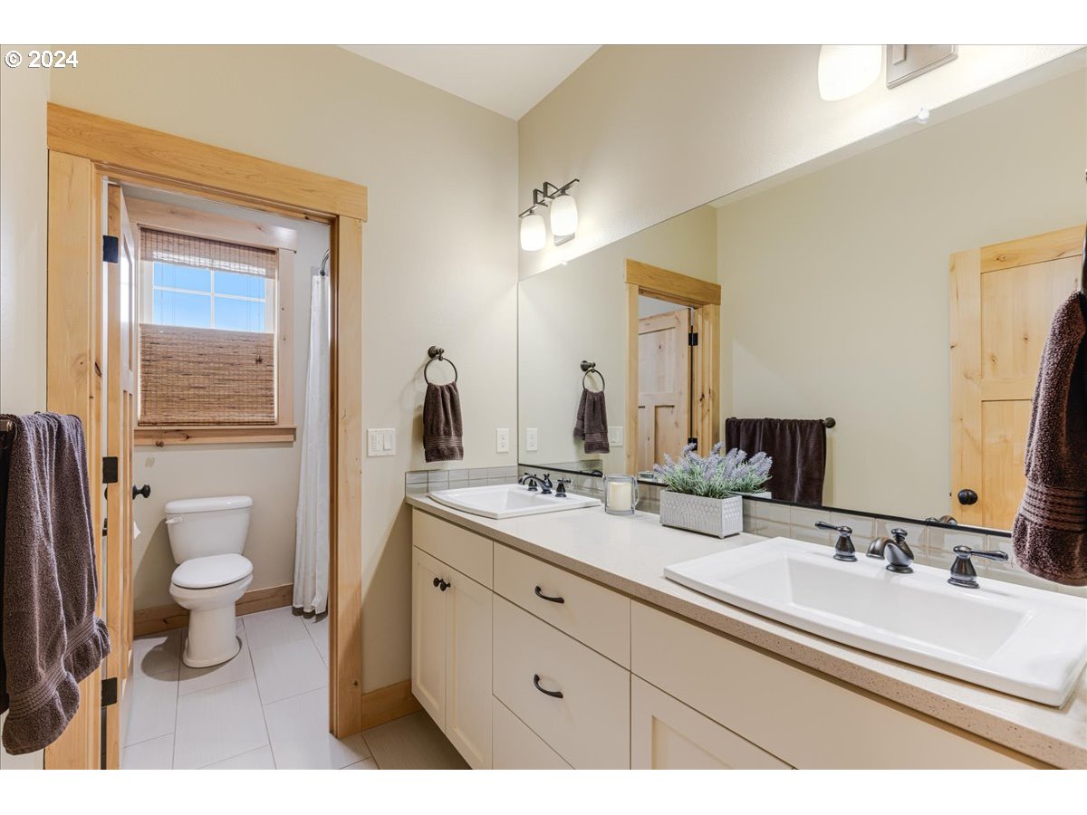 21501 Southwest Nicholas View Drive Sherwood, OR 97140 - Photo 27 of 48