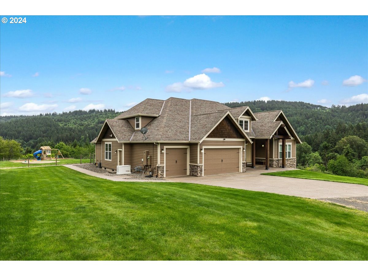 21501 Southwest Nicholas View Drive Sherwood, OR 97140 - Photo 3 of 48