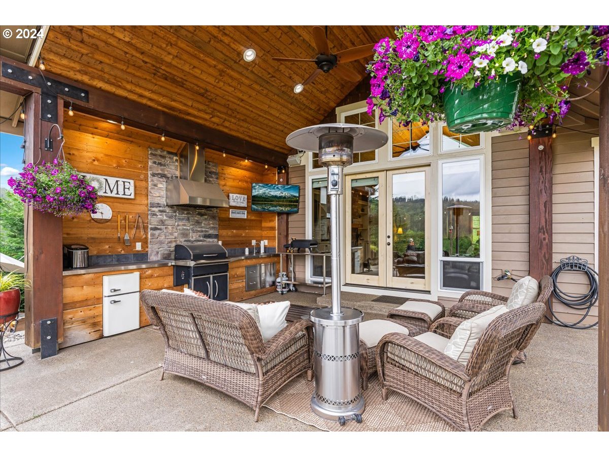 21501 Southwest Nicholas View Drive Sherwood, OR 97140 - Photo 34 of 48