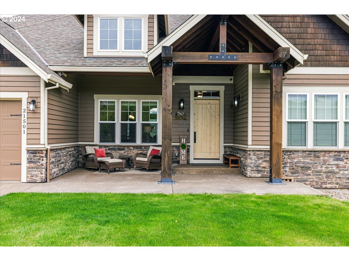 21501 Southwest Nicholas View Drive Sherwood, OR 97140 - Photo 4 of 48