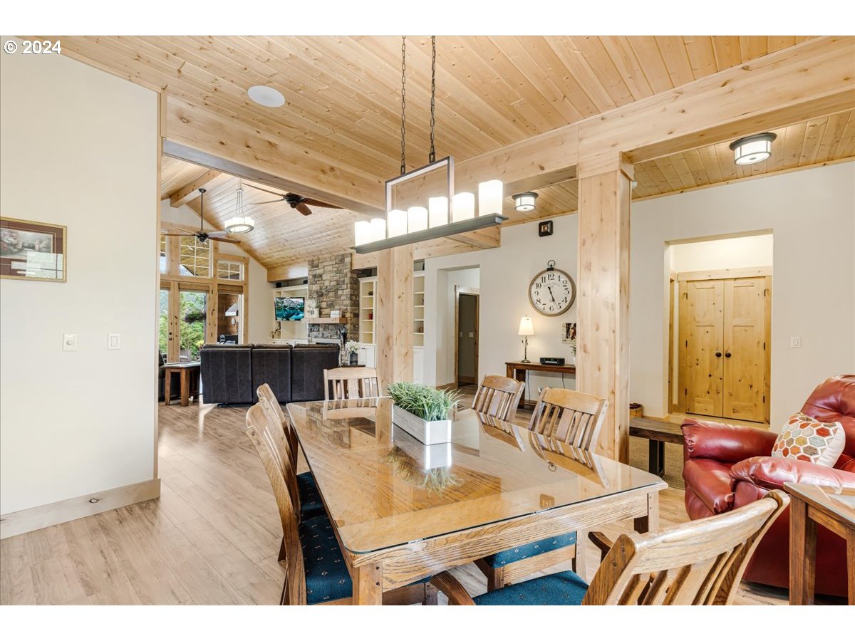 21501 Southwest Nicholas View Drive Sherwood, OR 97140 - Photo 7 of 48