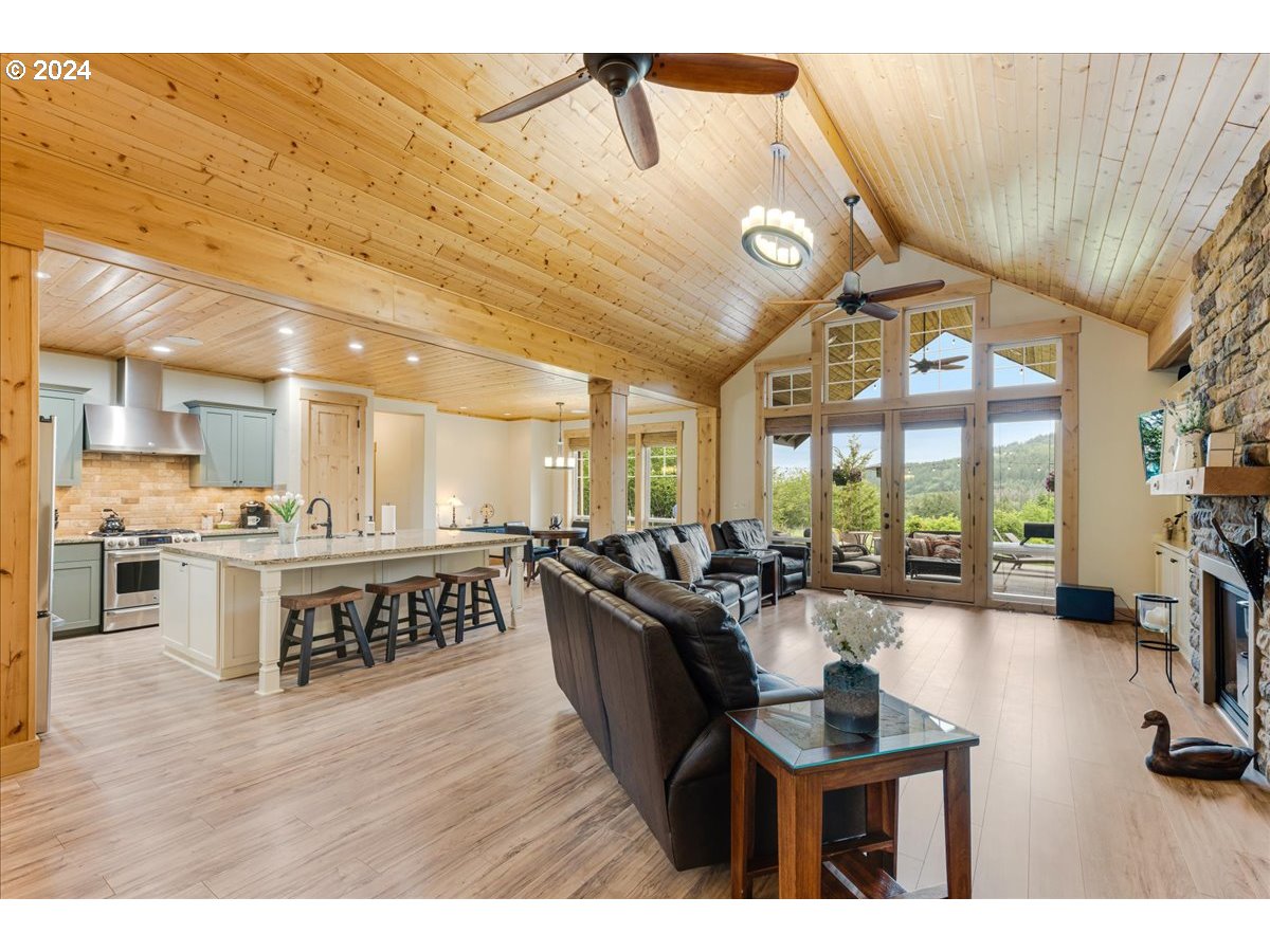 21501 Southwest Nicholas View Drive Sherwood, OR 97140 - Photo 8 of 48