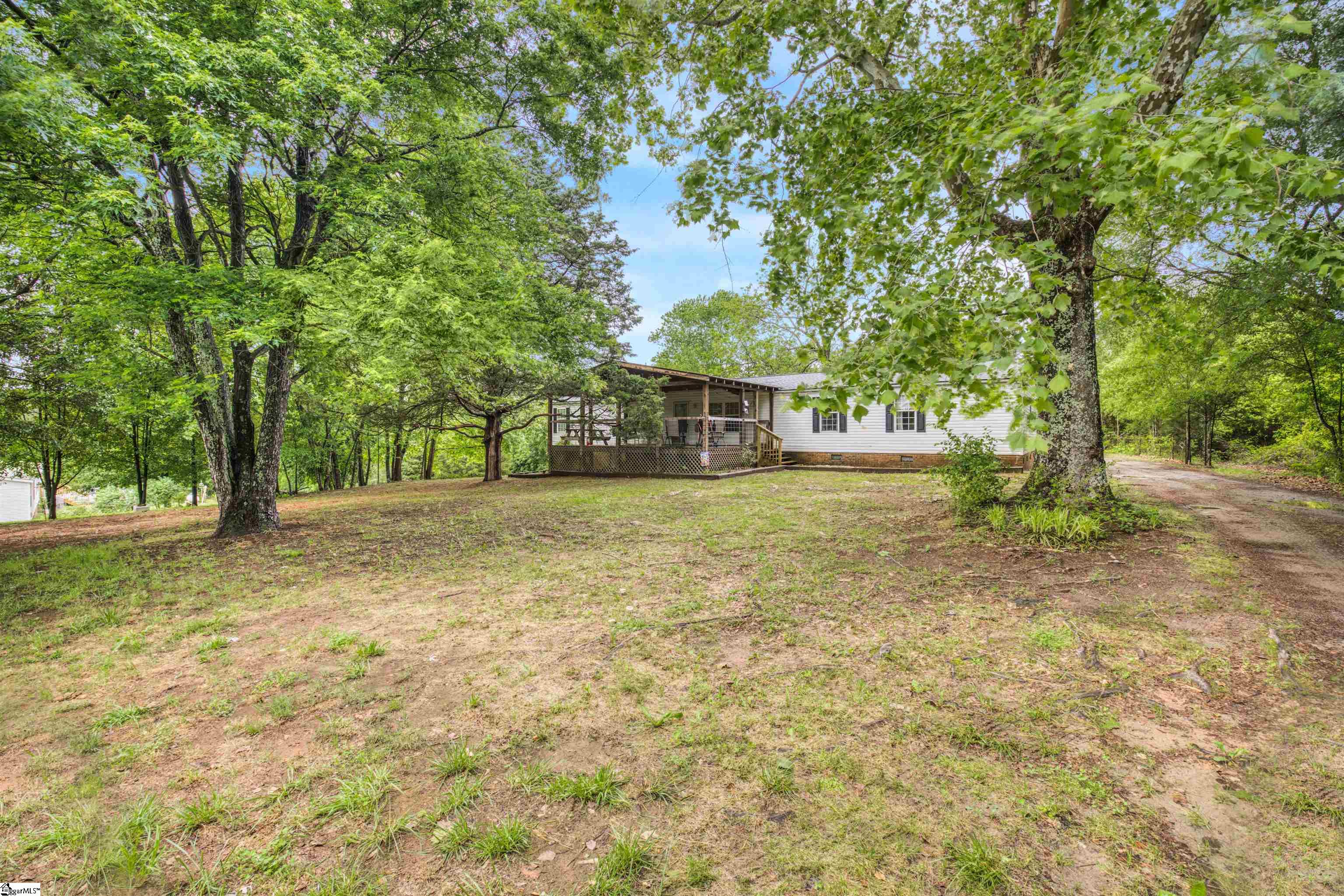 189 Farmers Hill Road Liberty, SC 29657 - Photo 2 of 31