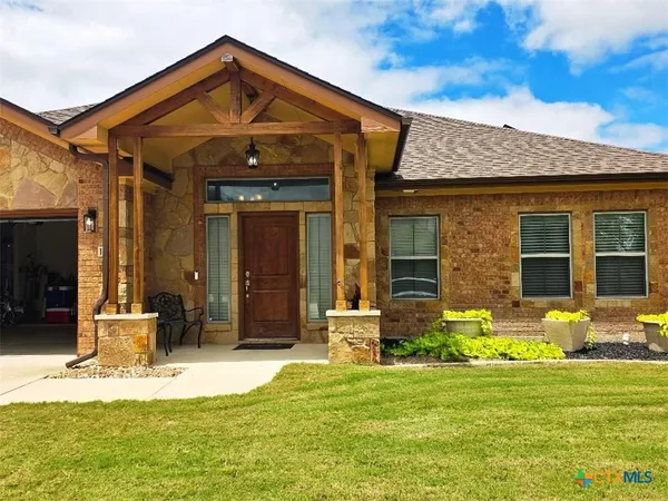 $382,400 | 1912 Yturria Drive, Belton, TX 76513