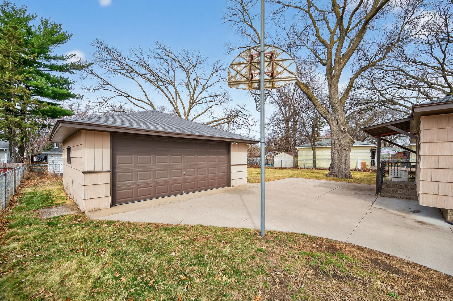 5053 Brighton Lane Mounds View, MN 55112 - Photo 31 of 34