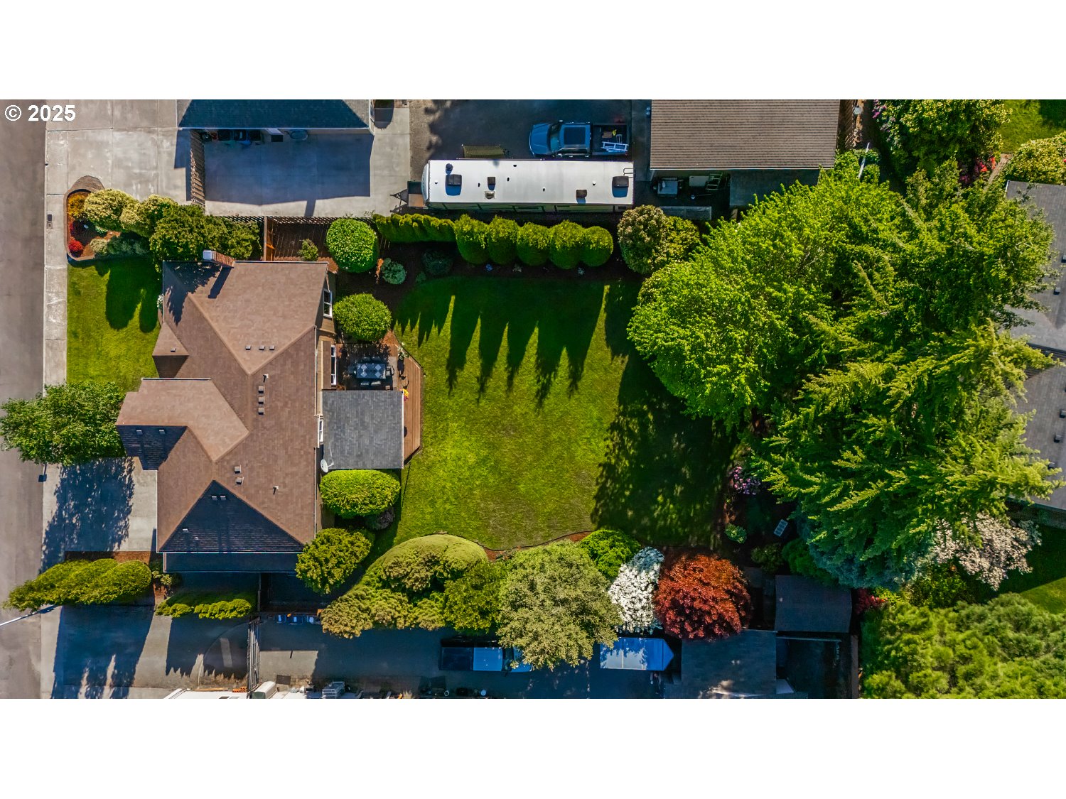 3003 Northeast 164th Street Ridgefield, WA 98642 - Photo 21 of 38 a balcony with outdoor seating and city view