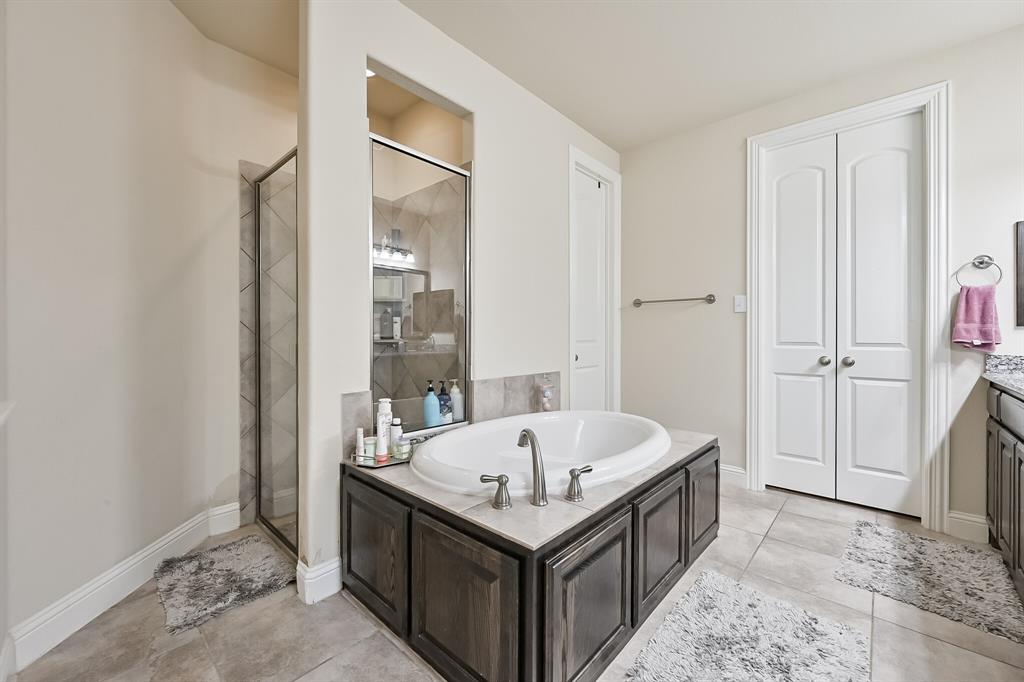 8321 Inverness The Colony, TX 75056 - Photo 22 of 39