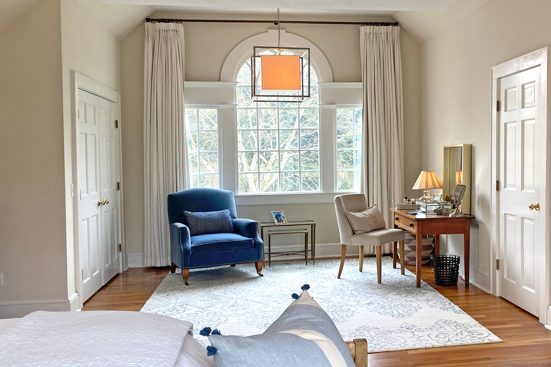 95 Compo Road North Westport, CT 06880 - Photo 10 of 28 a living room with furniture and a window