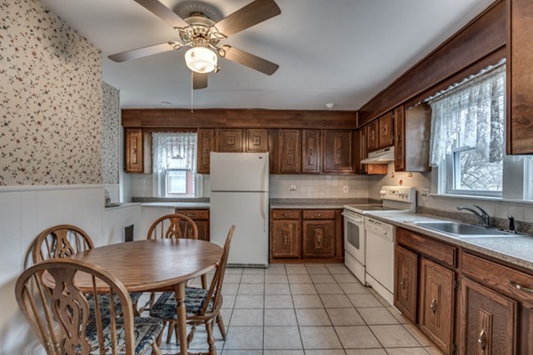 29 Burbank Road Medford, MA 02155 - Photo 17 of 30 Gallery Image 17