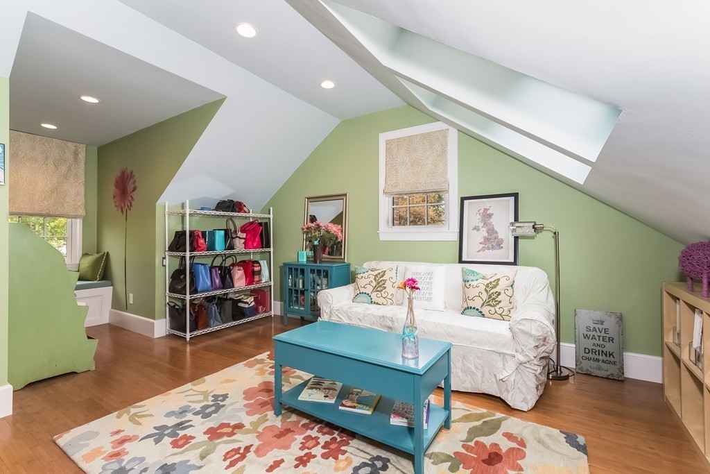 24 Ferncroft Road Newton, MA 02468 - Photo 14 of 15