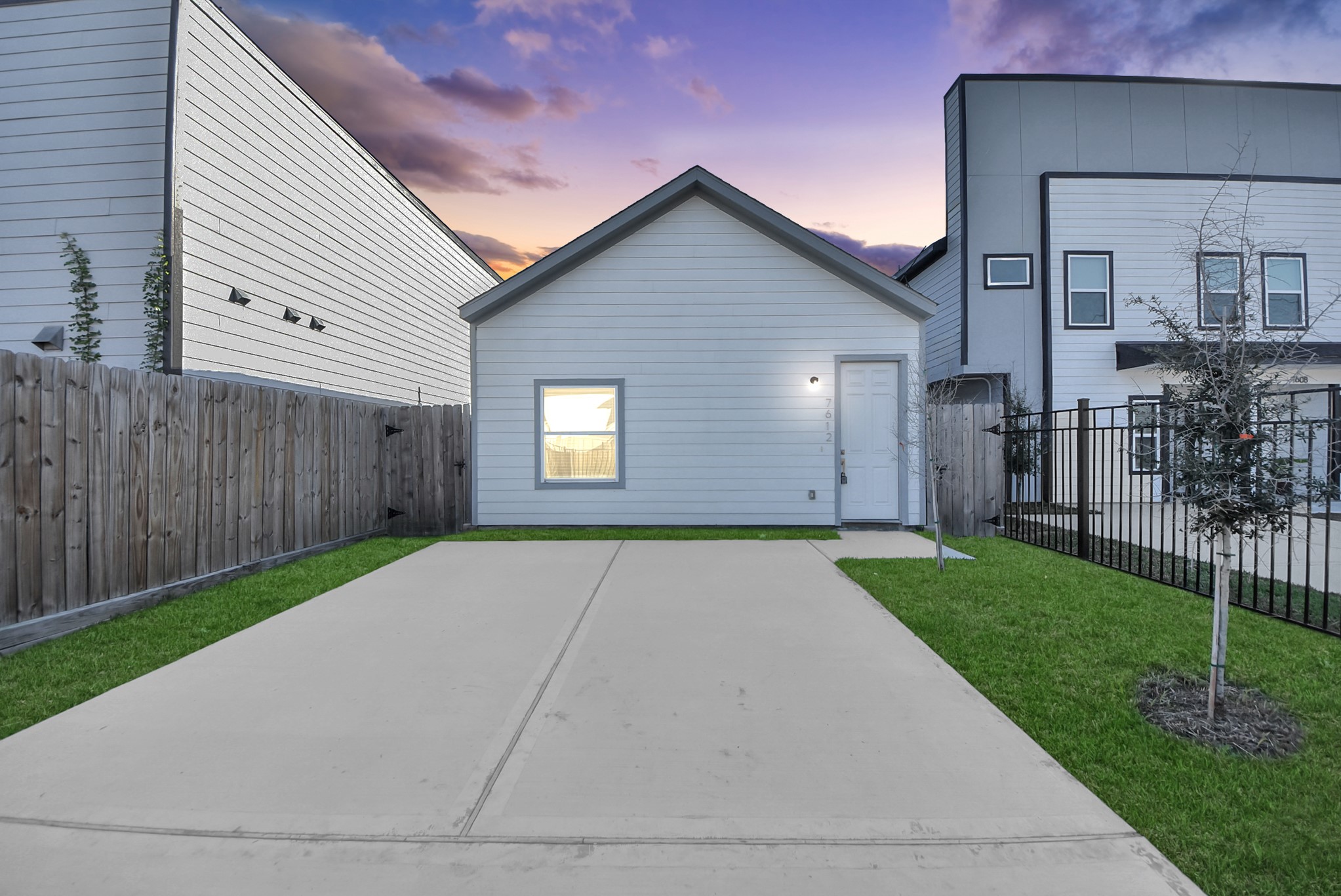 7612 Easter Street Houston, TX 77088 - Photo 1 of 30