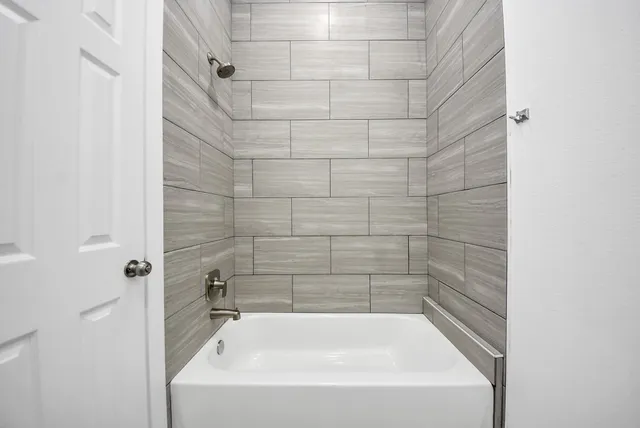 $1,650 | 7612 Easter Street, Houston, TX 77088