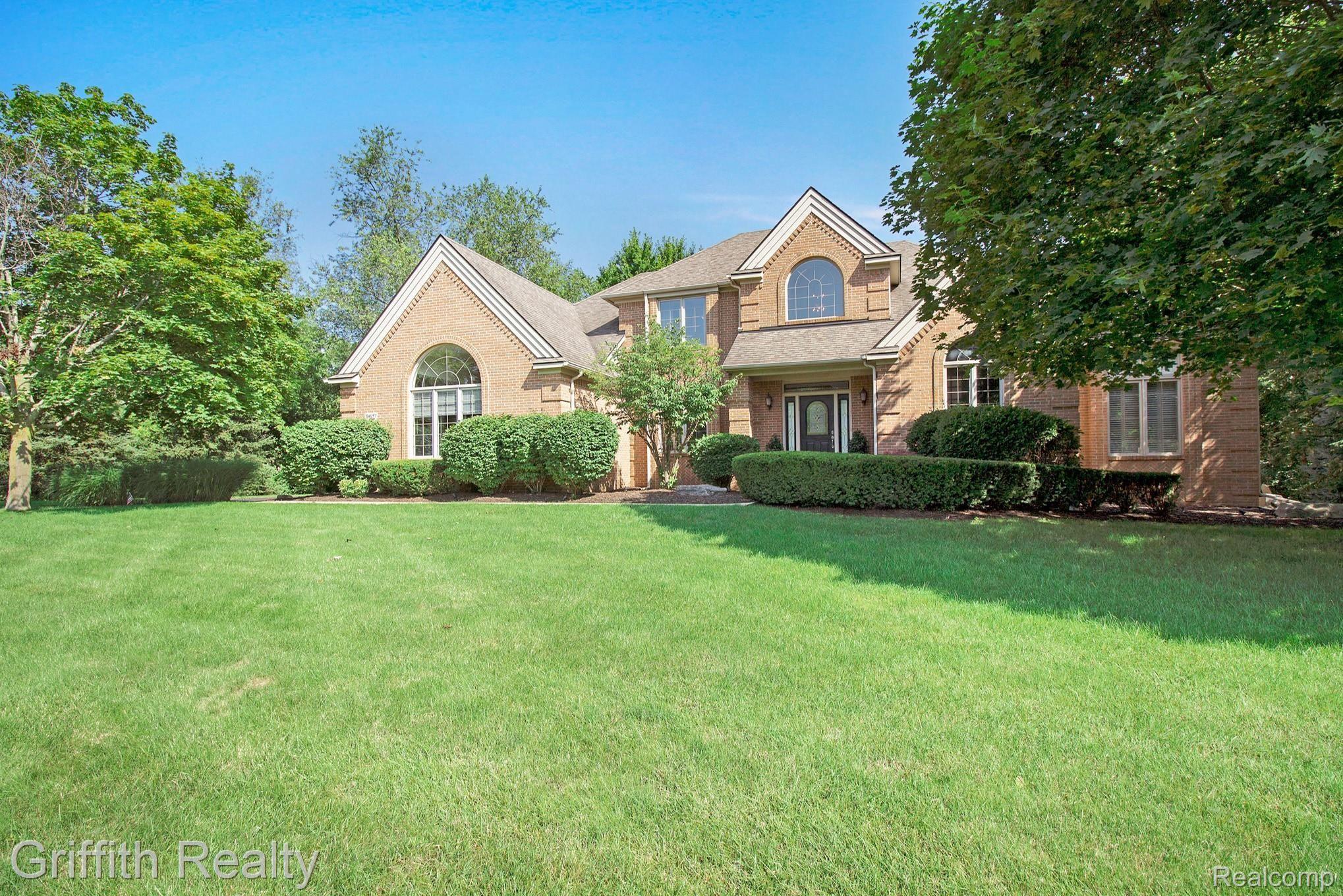 9617 Quail Ridge Run Brighton, MI 48114 - Photo 23 of 29 IMG_6801.jpg