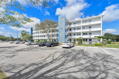 $99,000 | 3116 Newport U, Unit 3116, Deerfield Beach, FL 33442