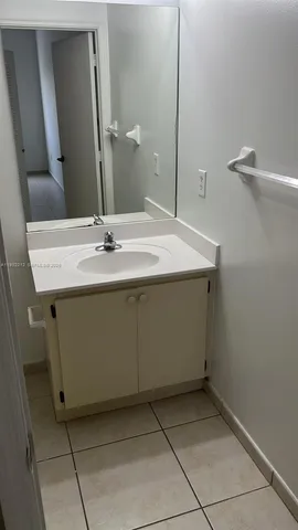 $2,500 | 7240 Northwest 114th Avenue, Unit 201, Doral, FL 33178