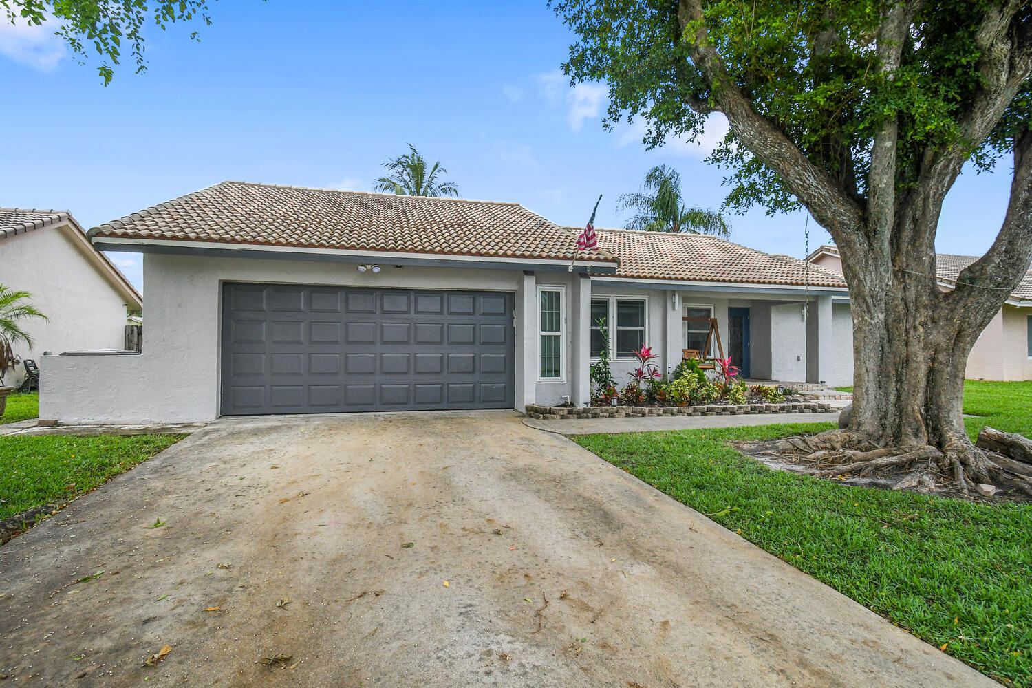 21240 Hazelwood Lane Boca Raton, FL 33428 - Photo 14 of 73 Front 3