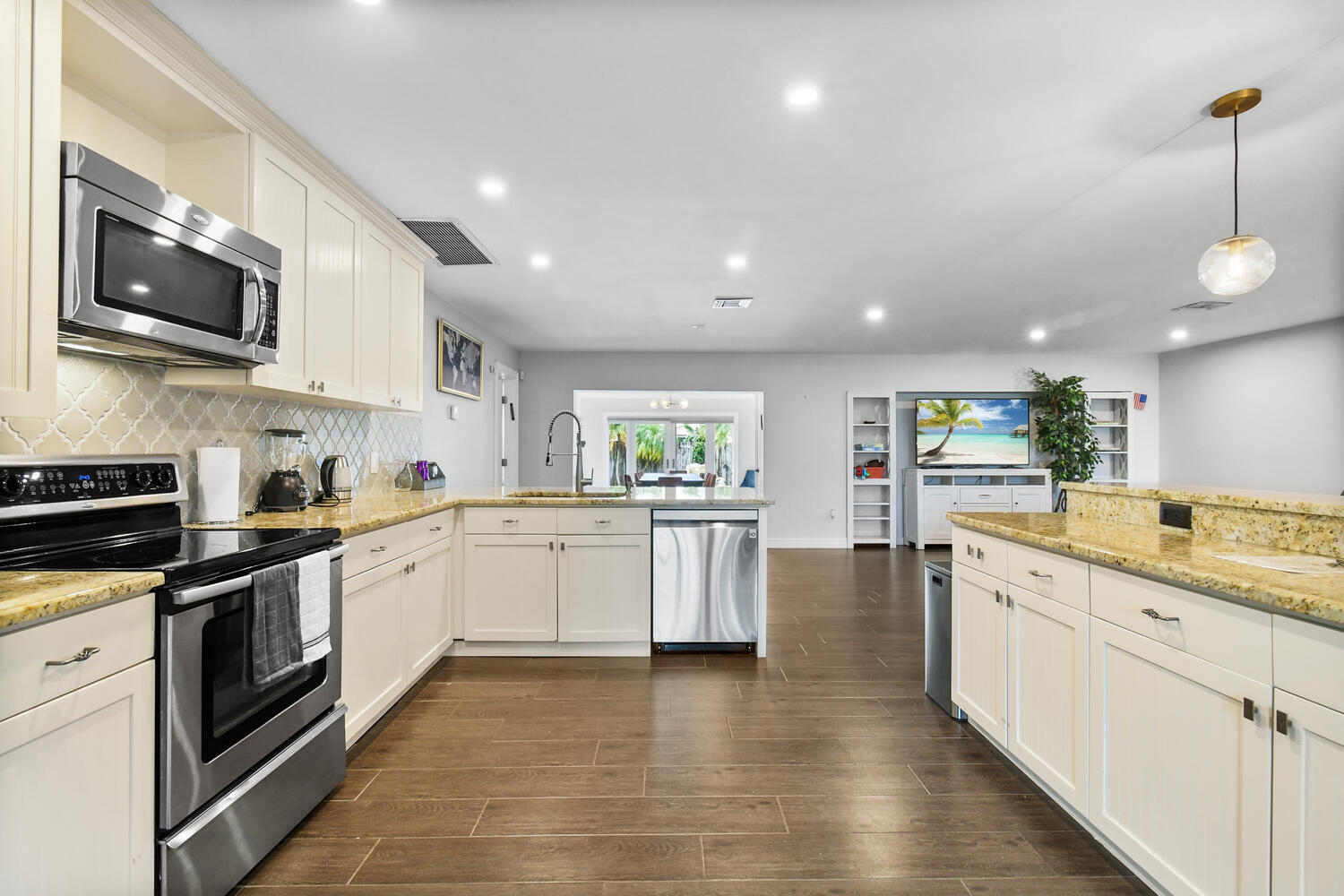 21240 Hazelwood Lane Boca Raton, FL 33428 - Photo 26 of 73 Kitchen 4