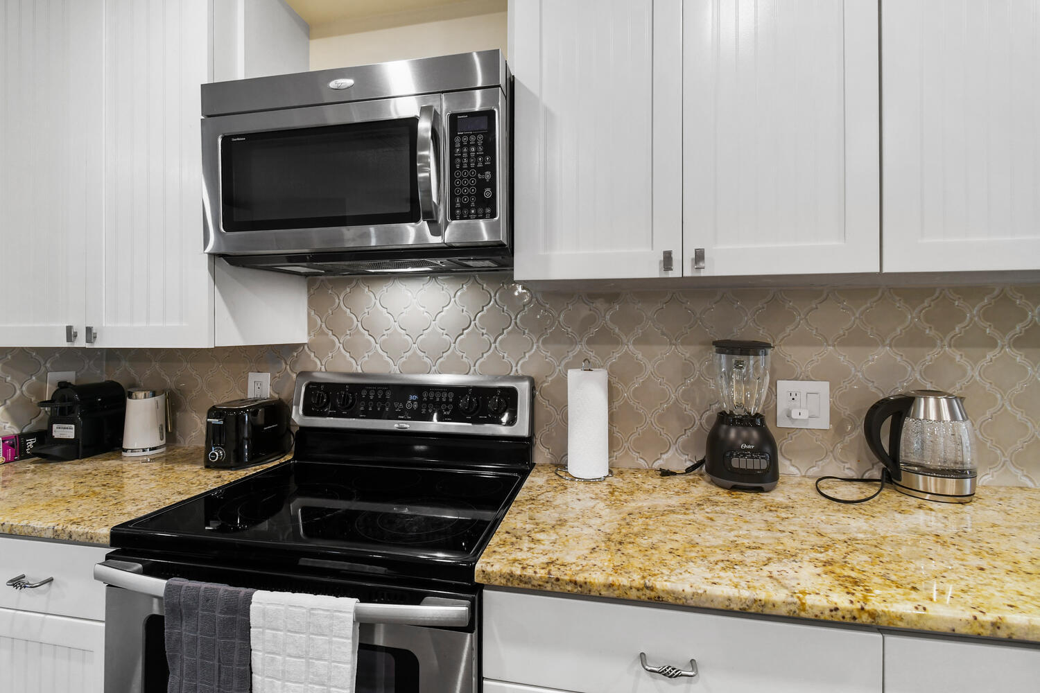21240 Hazelwood Lane Boca Raton, FL 33428 - Photo 28 of 73 Kitchen 6