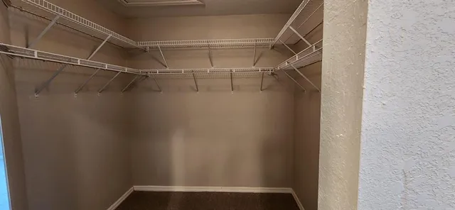 a view of empty room with window