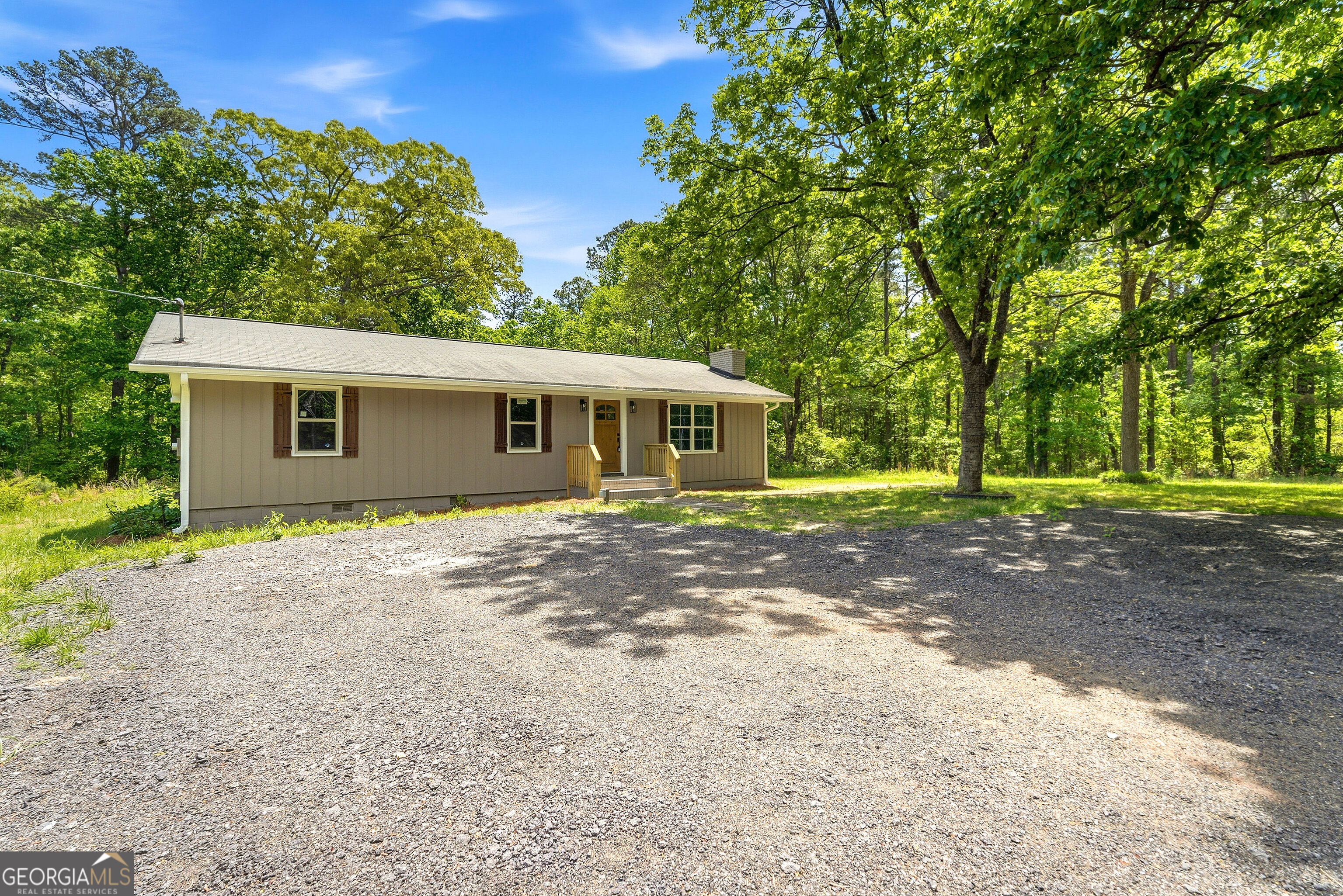 565 Ray Cole Road Dallas, GA 30157 - Photo 2 of 26