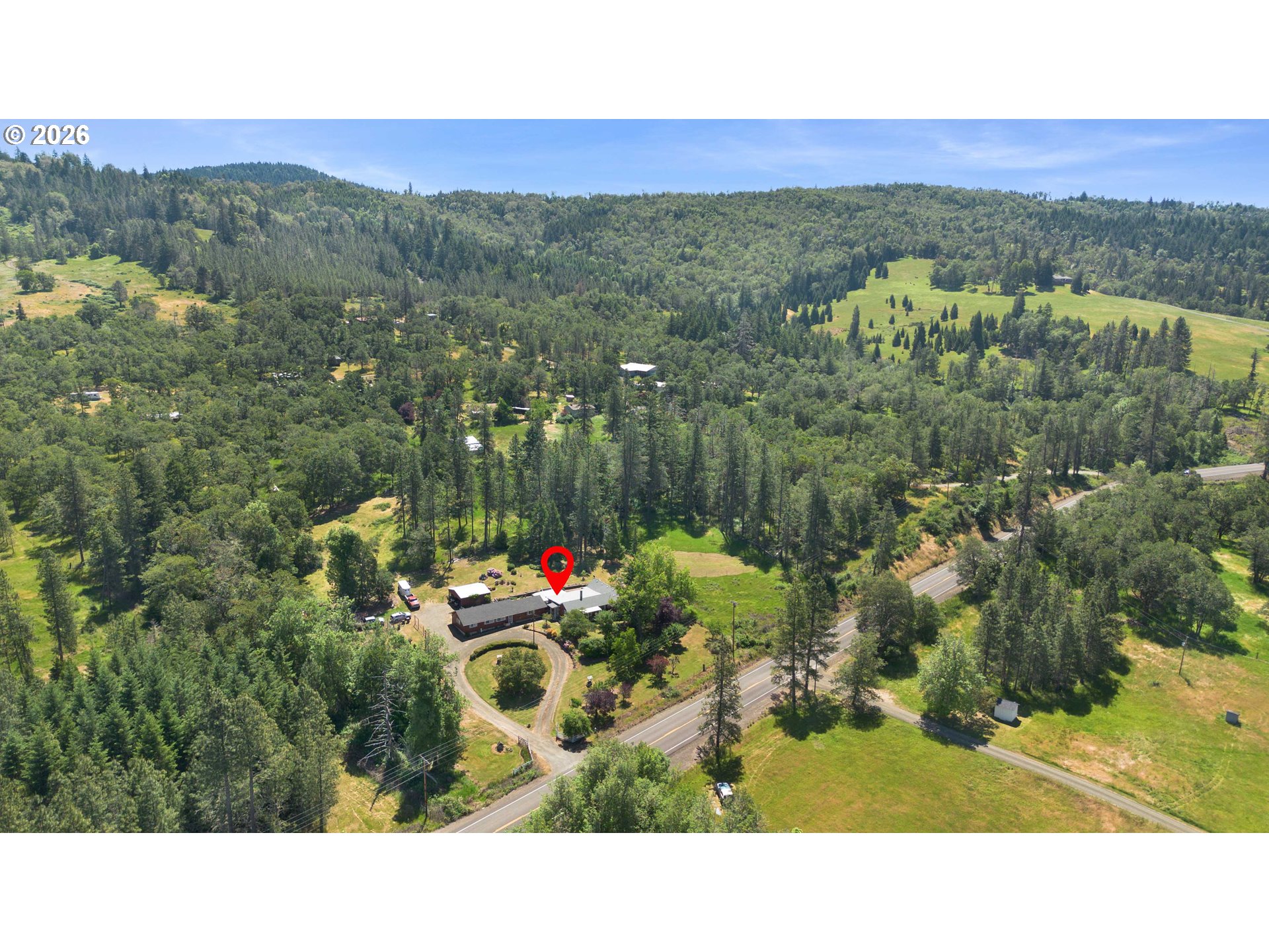 3301 Colonial Road Roseburg, OR 97471 - Photo 3 of 46 Gallery Image 3