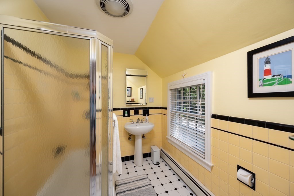 25 Talbot Road Hingham, MA 02043 - Photo 26 of 33 Gallery Image 26