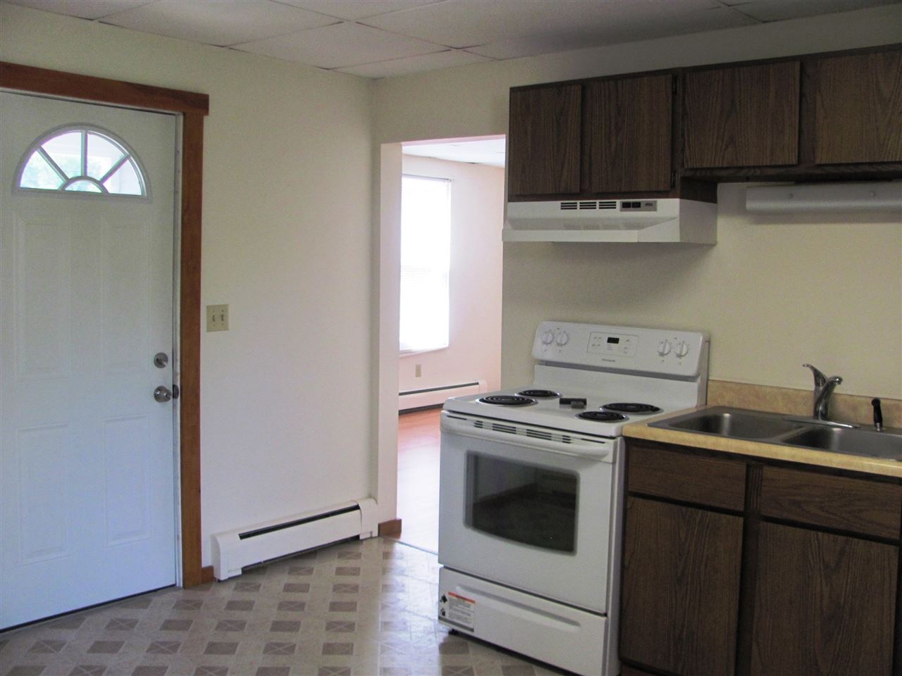 170 Lincoln Avenue Rutland, VT 05701 - Photo 4 of 20