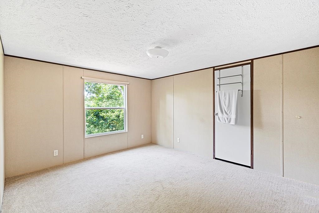 586 North Ruth Walker Road Waterloo, SC 29384 - Photo 13 of 20