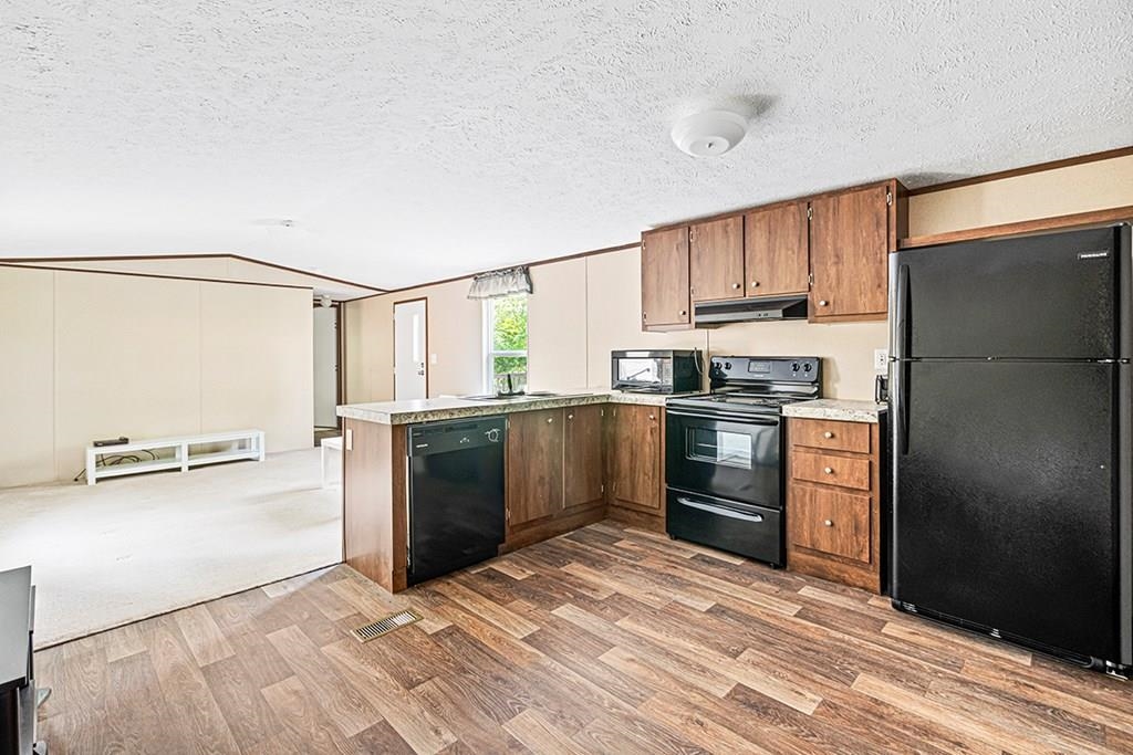 586 North Ruth Walker Road Waterloo, SC 29384 - Photo 6 of 20