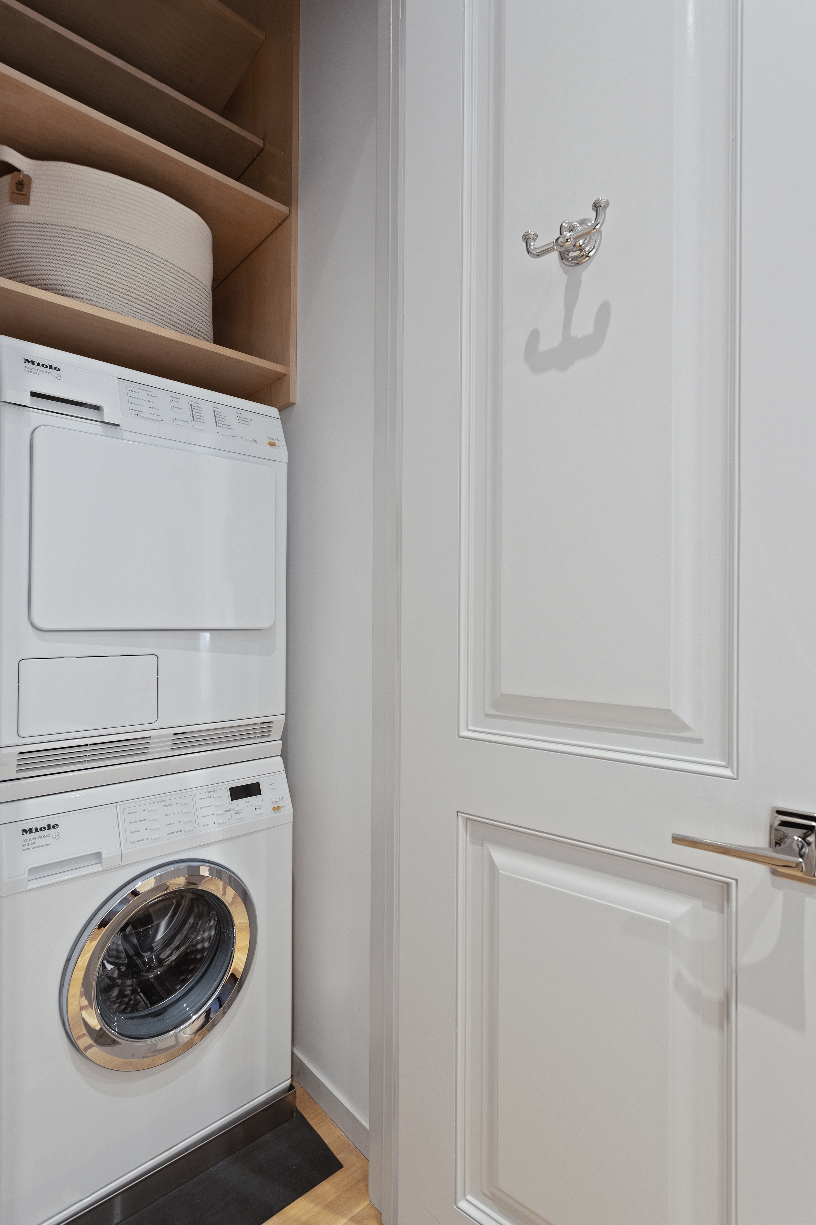 205 West 57th Street, Unit 10DD Manhattan, NY 10019 - Photo 8 of 13