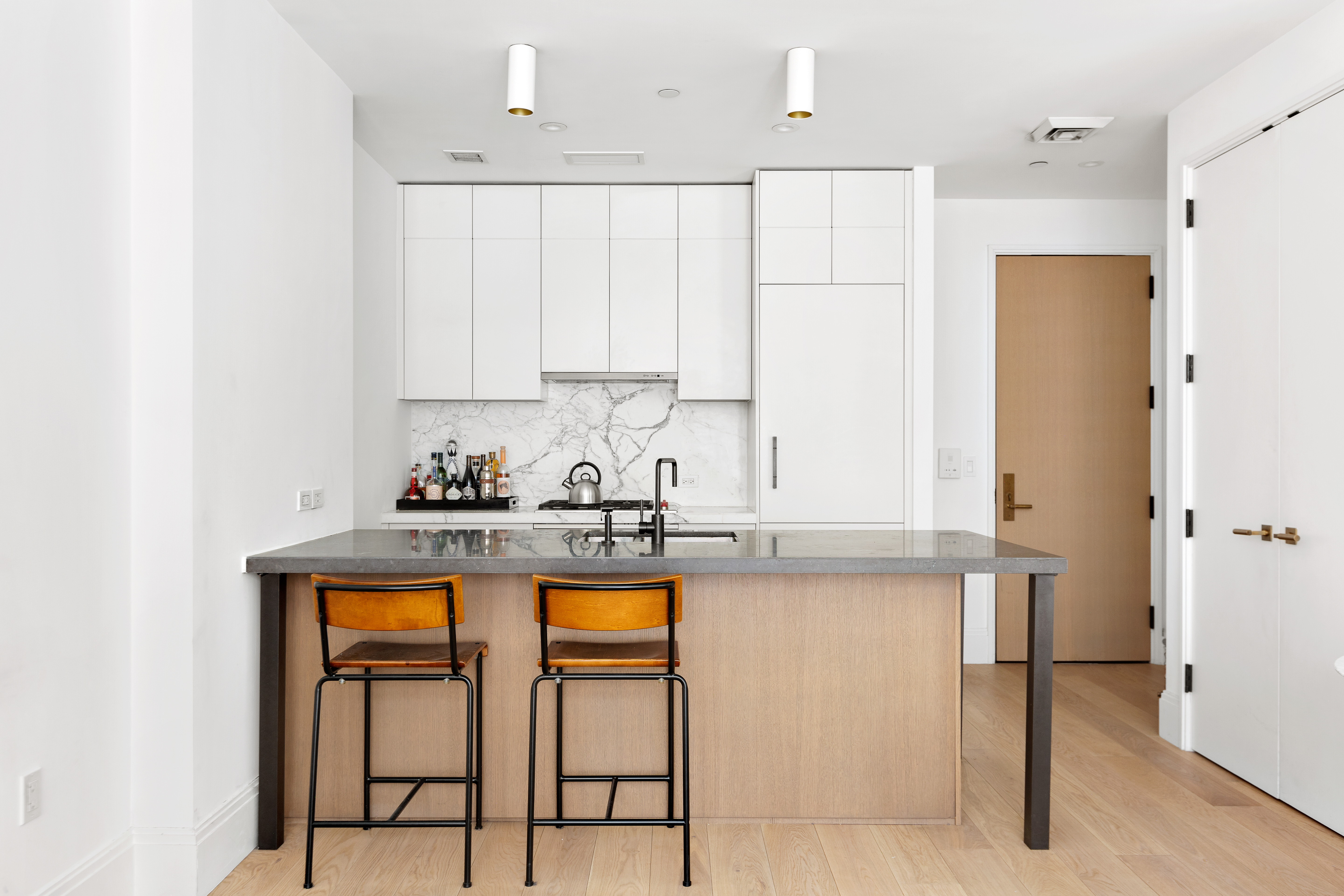 438 East 12th Street, Unit 3N Manhattan, NY 10009 - Photo 3 of 7