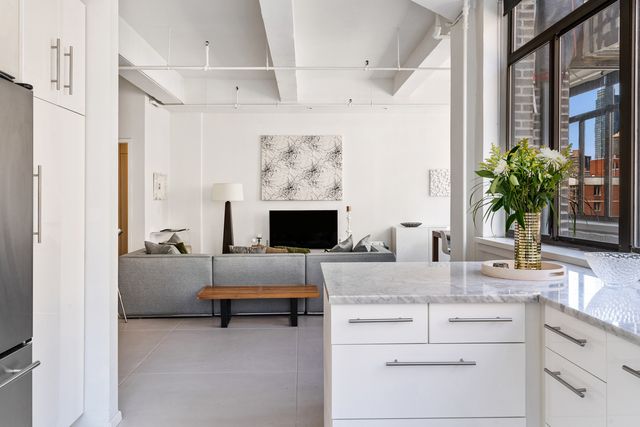 $1,089,000 | 360 West 36th Street, Unit 10NE | Hudson Yards