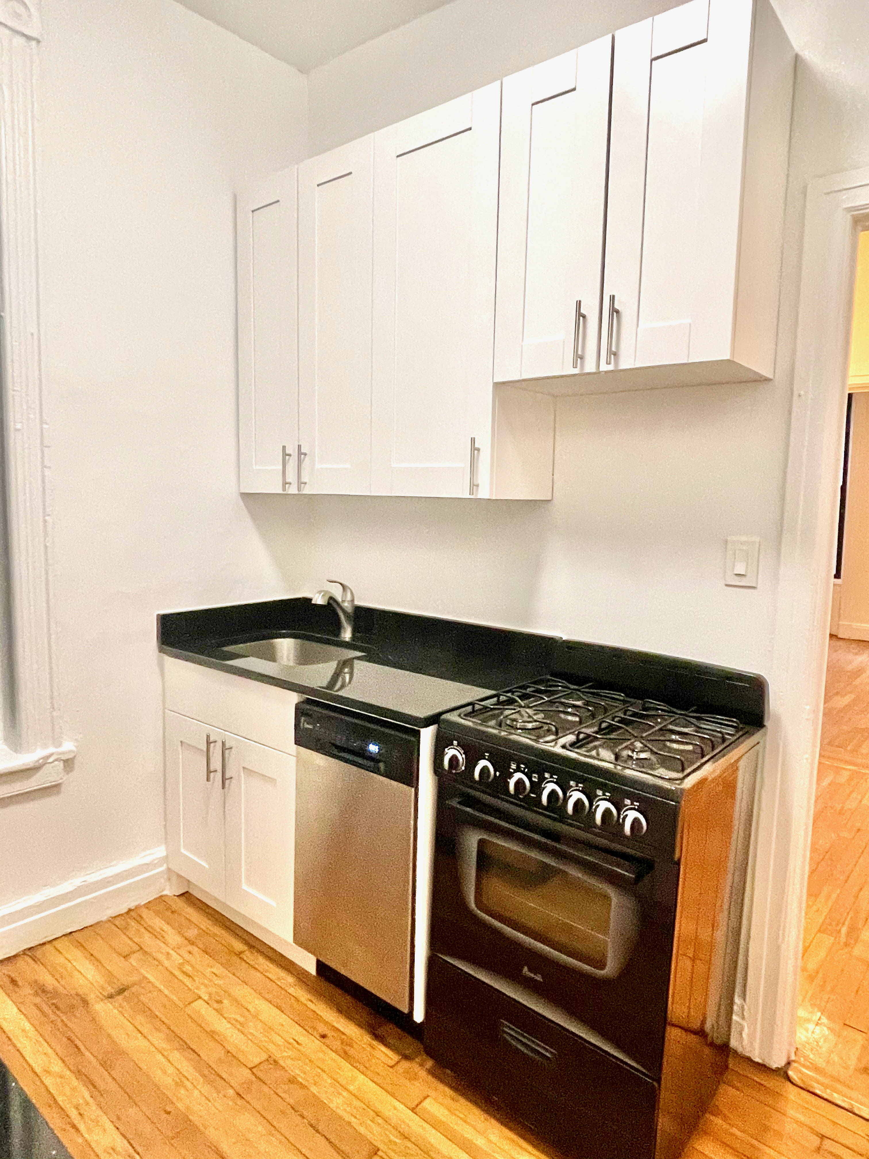 857 9th Avenue, Unit 4C Manhattan, NY 10019 - Photo 8 of 15