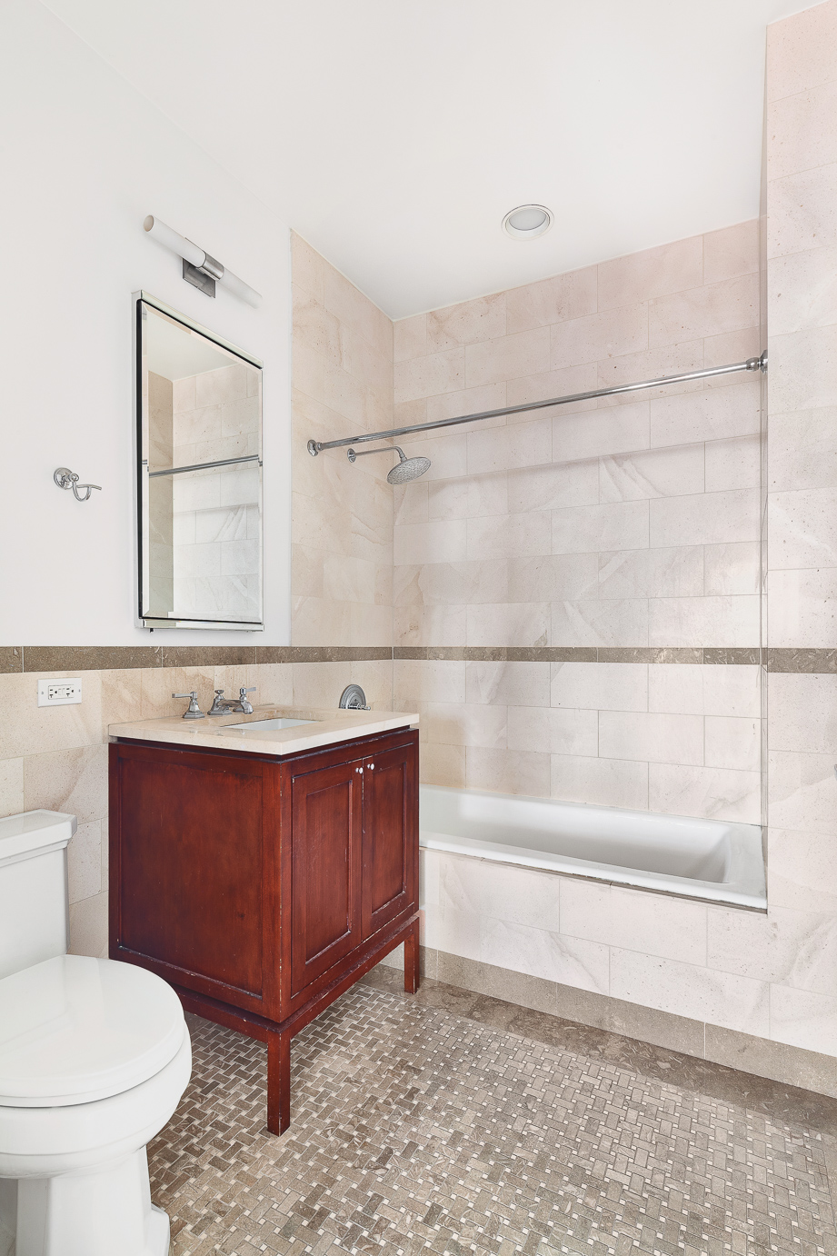 1 Hanson Place, Unit 13F Brooklyn, NY 11243 - Photo 6 of 8