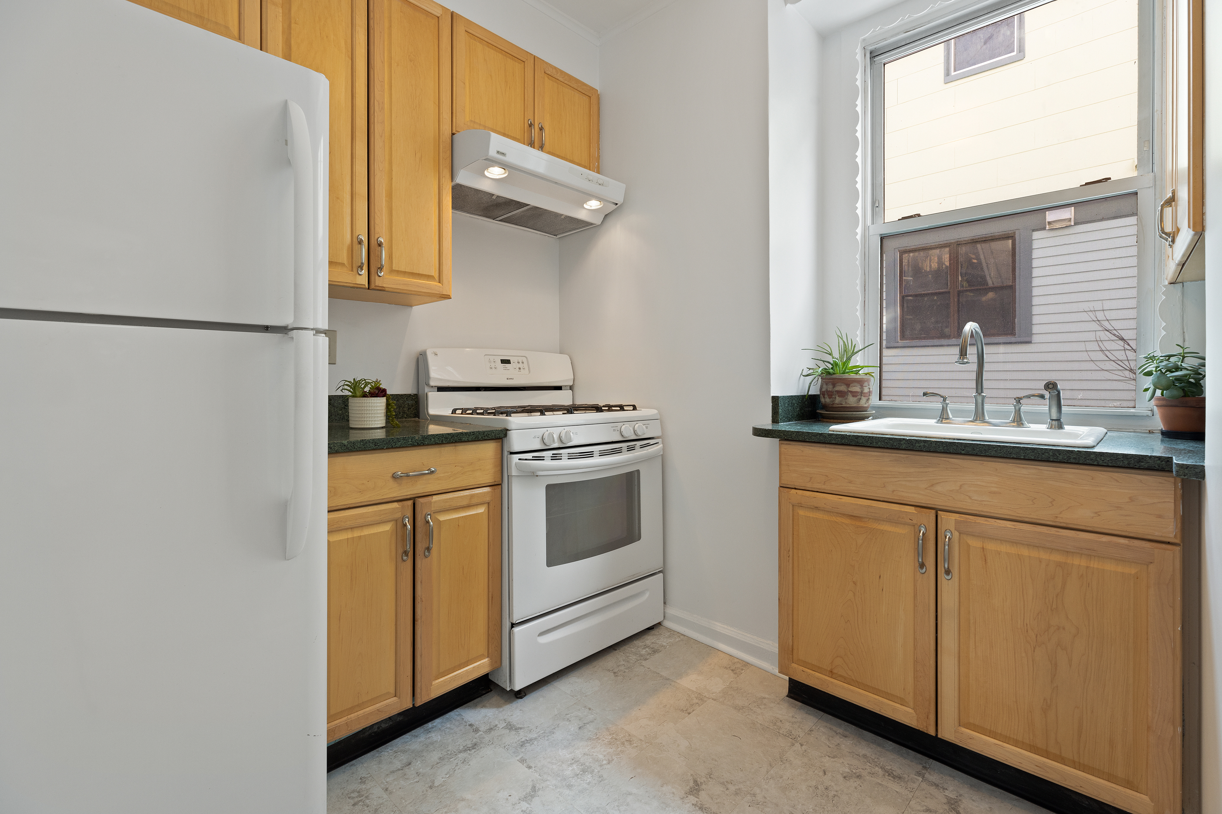 233 East 5th Street Brooklyn, NY 11218 - Photo 9 of 20