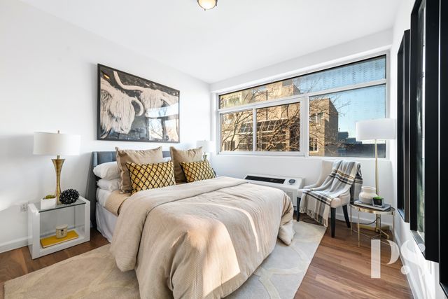 $1,100,000 | 154 Skillman Avenue, Unit 4A | Williamsburg
