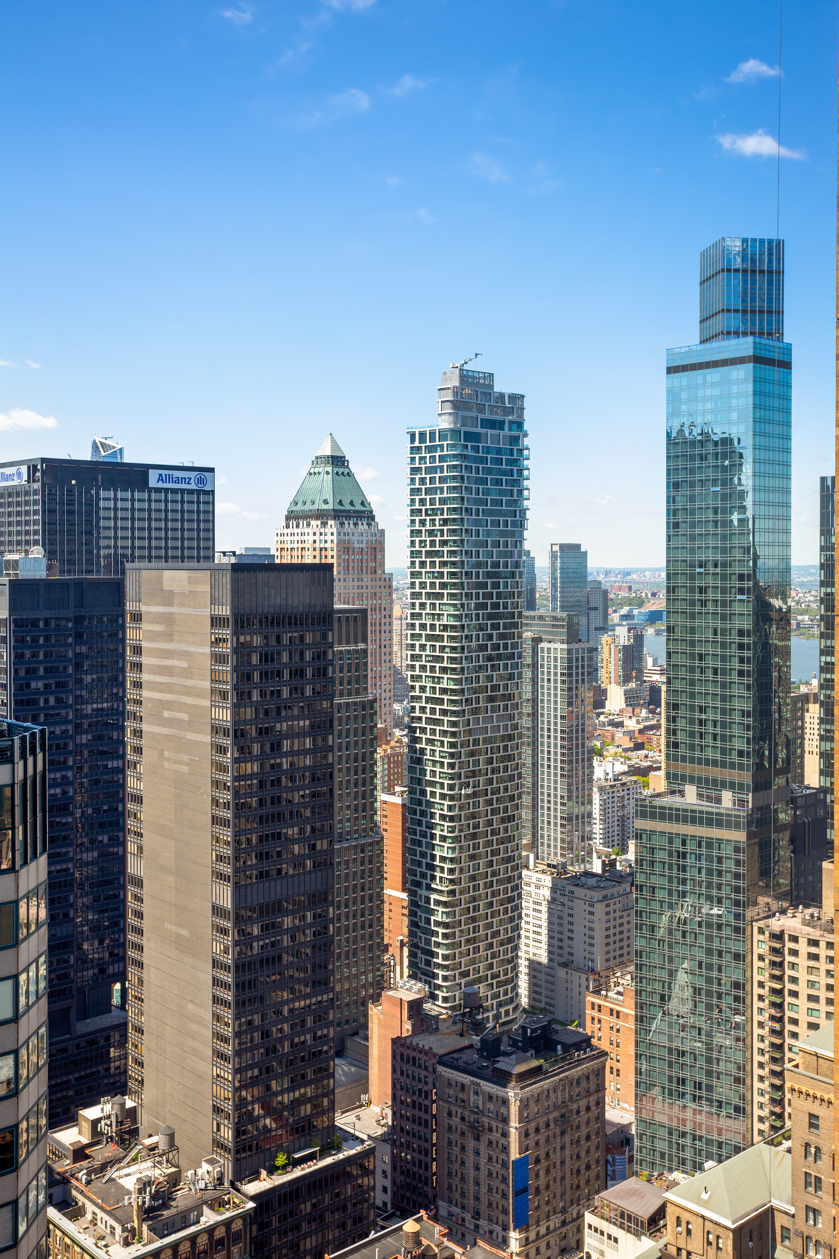 146 West 57th Street, Unit 62F Manhattan, NY 10019 - Photo 7 of 8