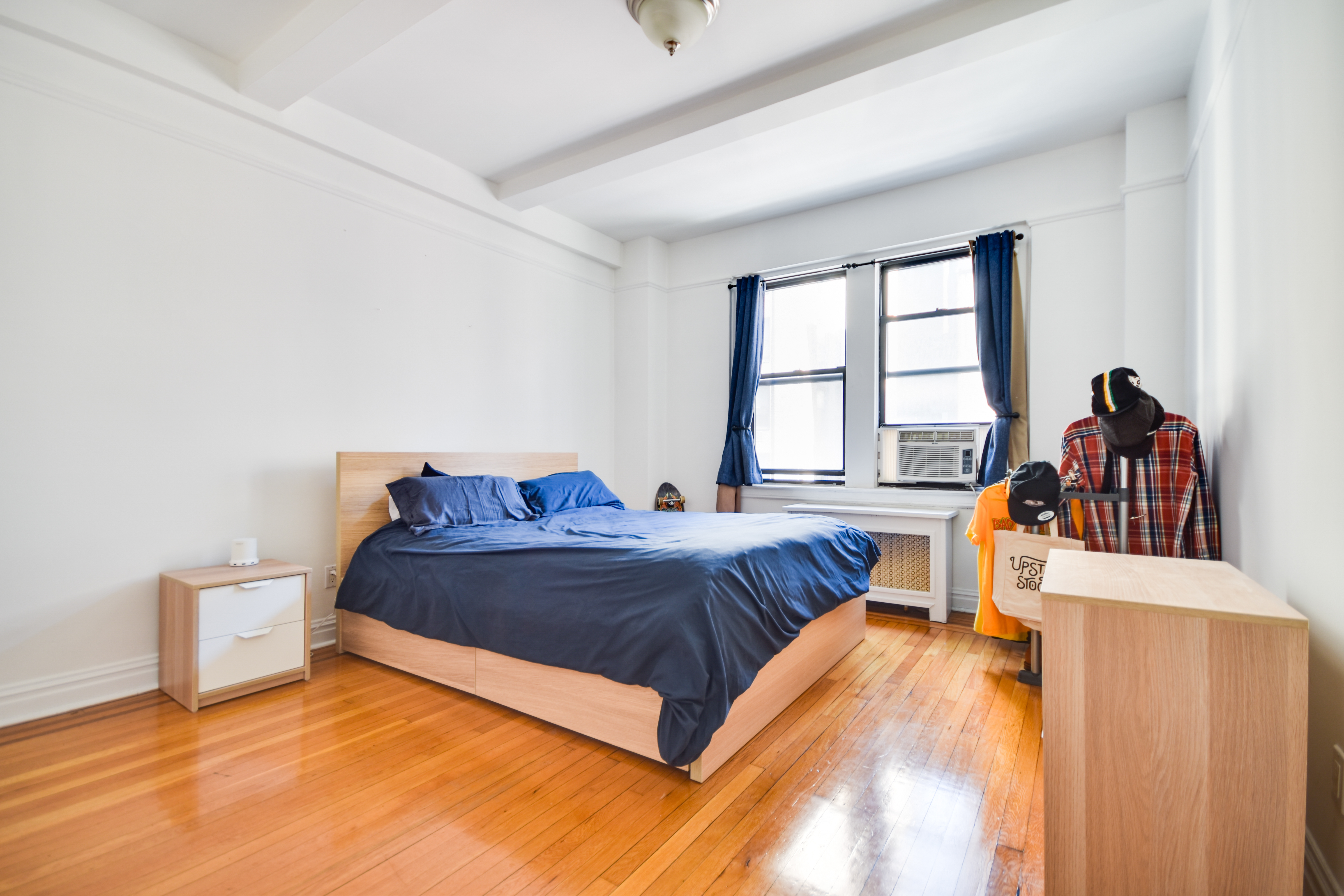 142 East 49th Street, Unit 7B Manhattan, NY 10017 - Photo 3 of 6
