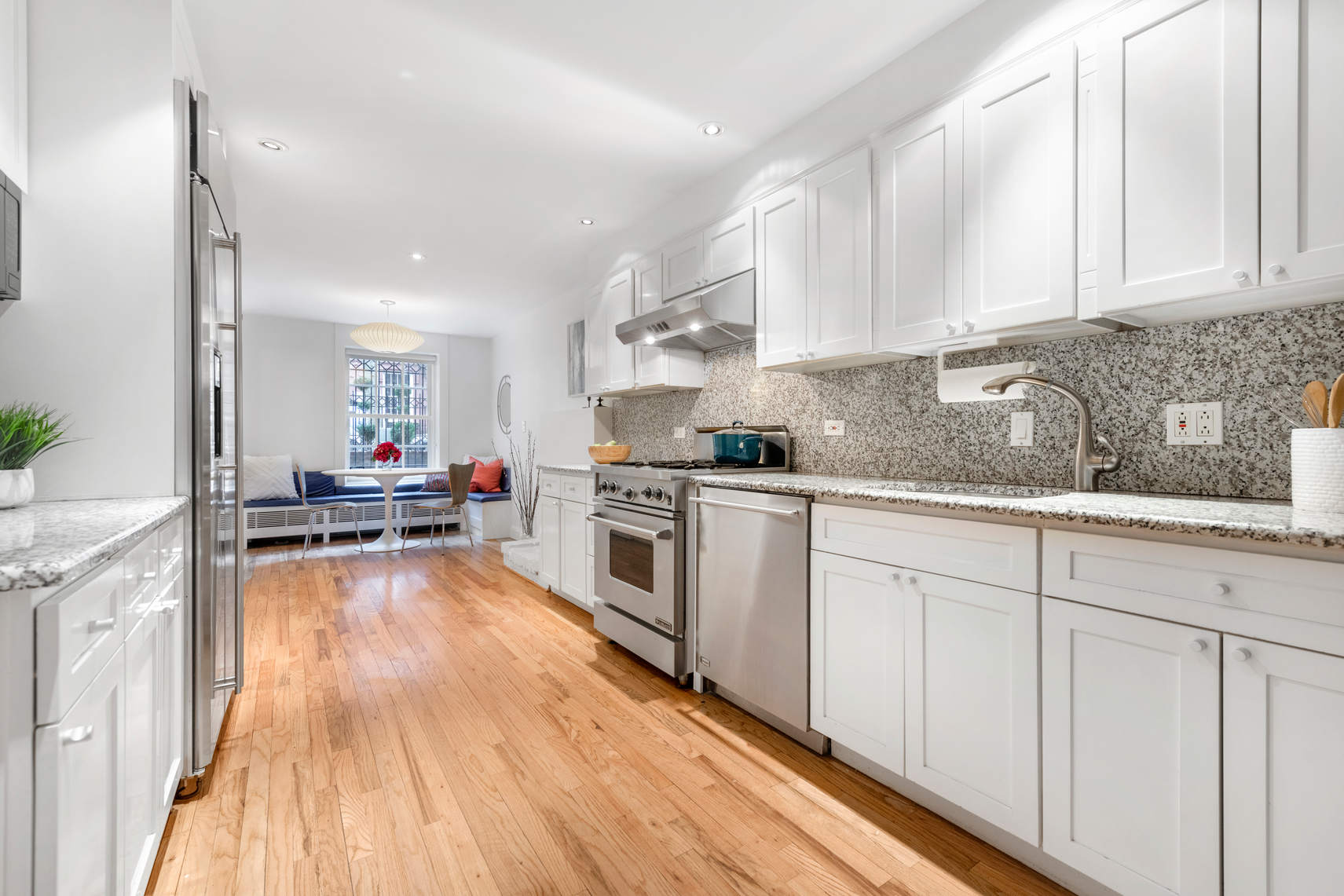 314 East 81st Street Manhattan, NY 10028 - Photo 5 of 26