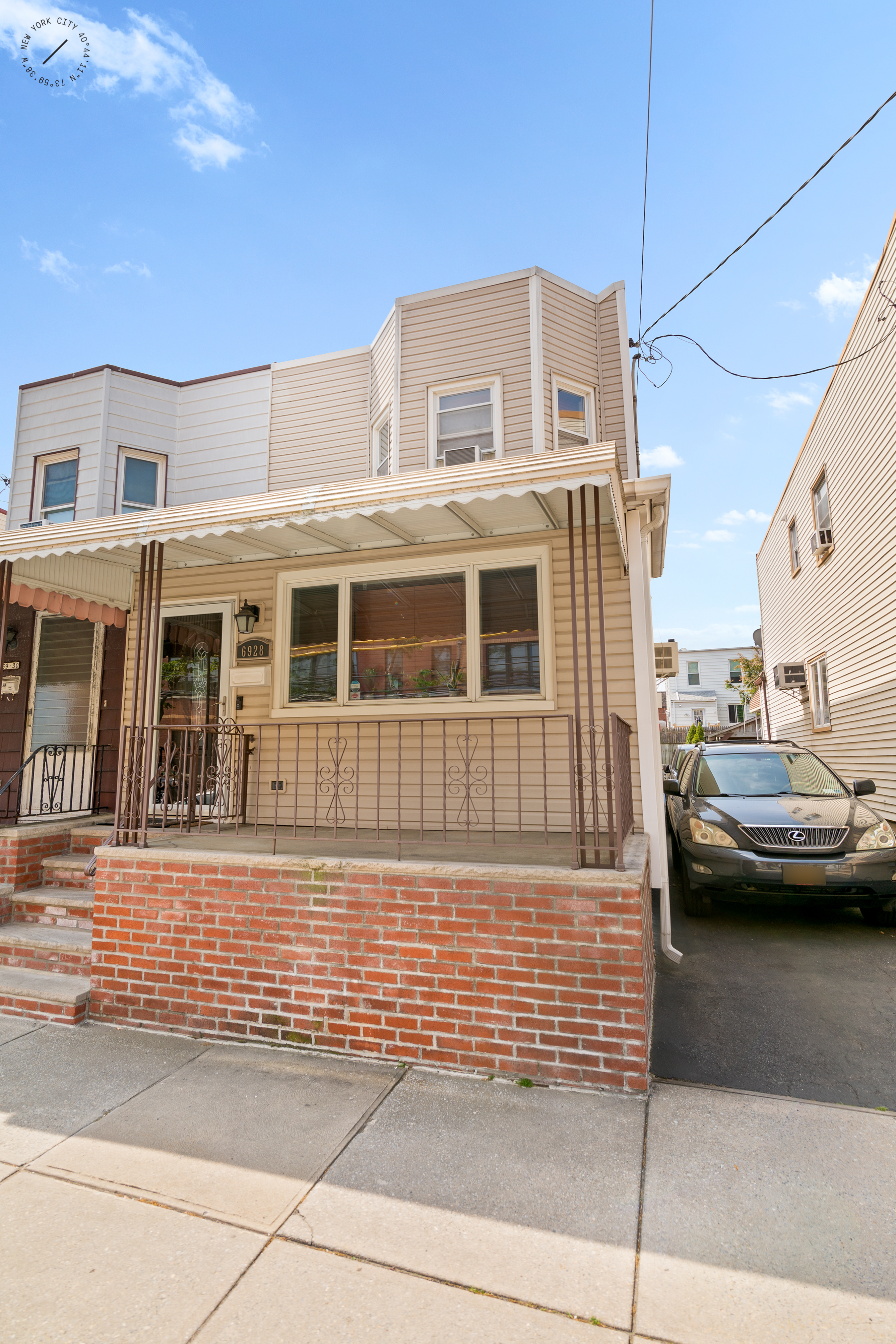 69-28 Juniper Valley Road Queens, NY 11379 - Photo 3 of 7