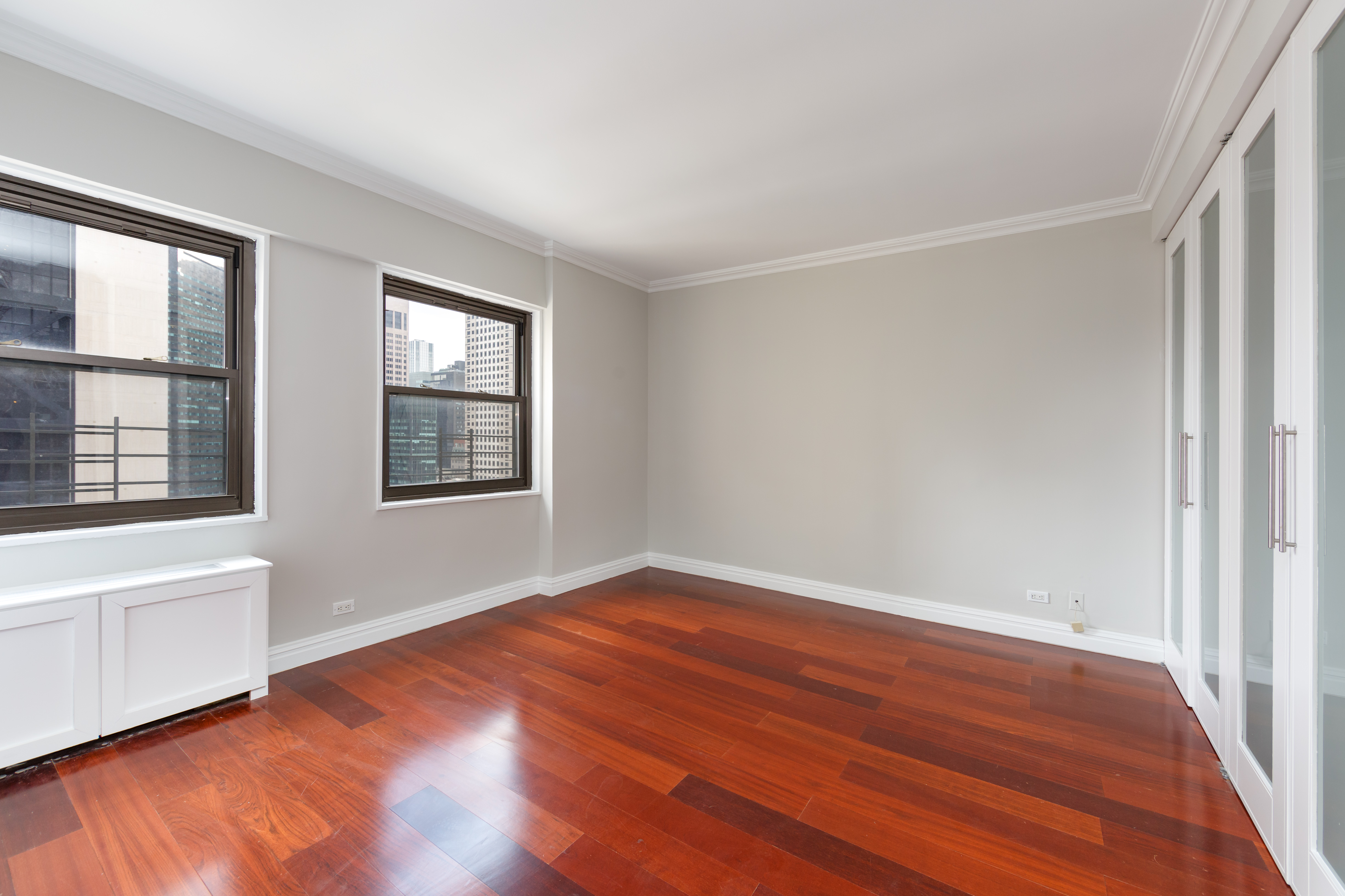58 West 58th Street, Unit 31E Manhattan, NY 10019 - Photo 10 of 14