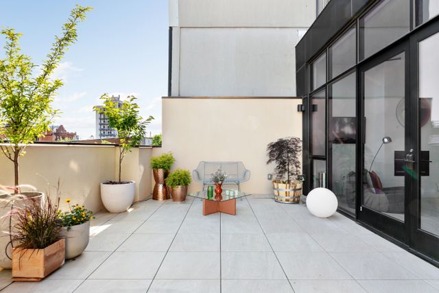 $3,950,000 | 139 Huron Street, Unit PH | Greenpoint