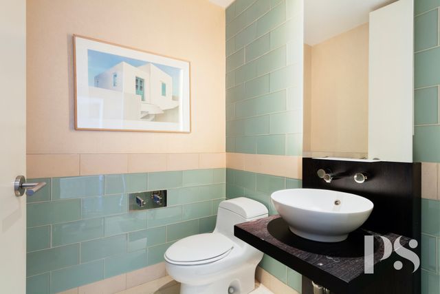 $5,300,000 | 450 East 83rd Street, Unit 24BC | Upper East Side