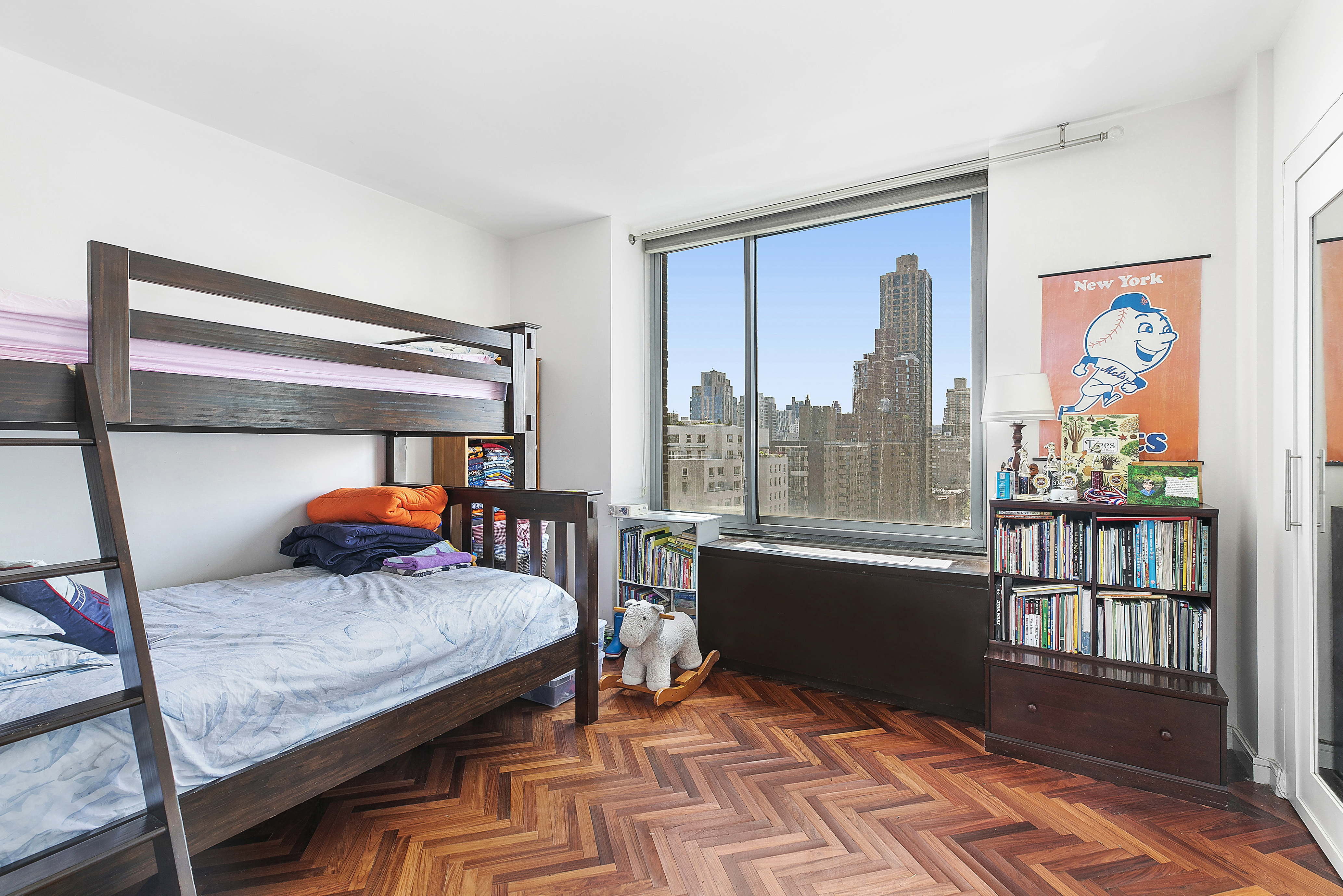 360 East 88th Street, Unit 17D Manhattan, NY 10128 - Photo 3 of 6