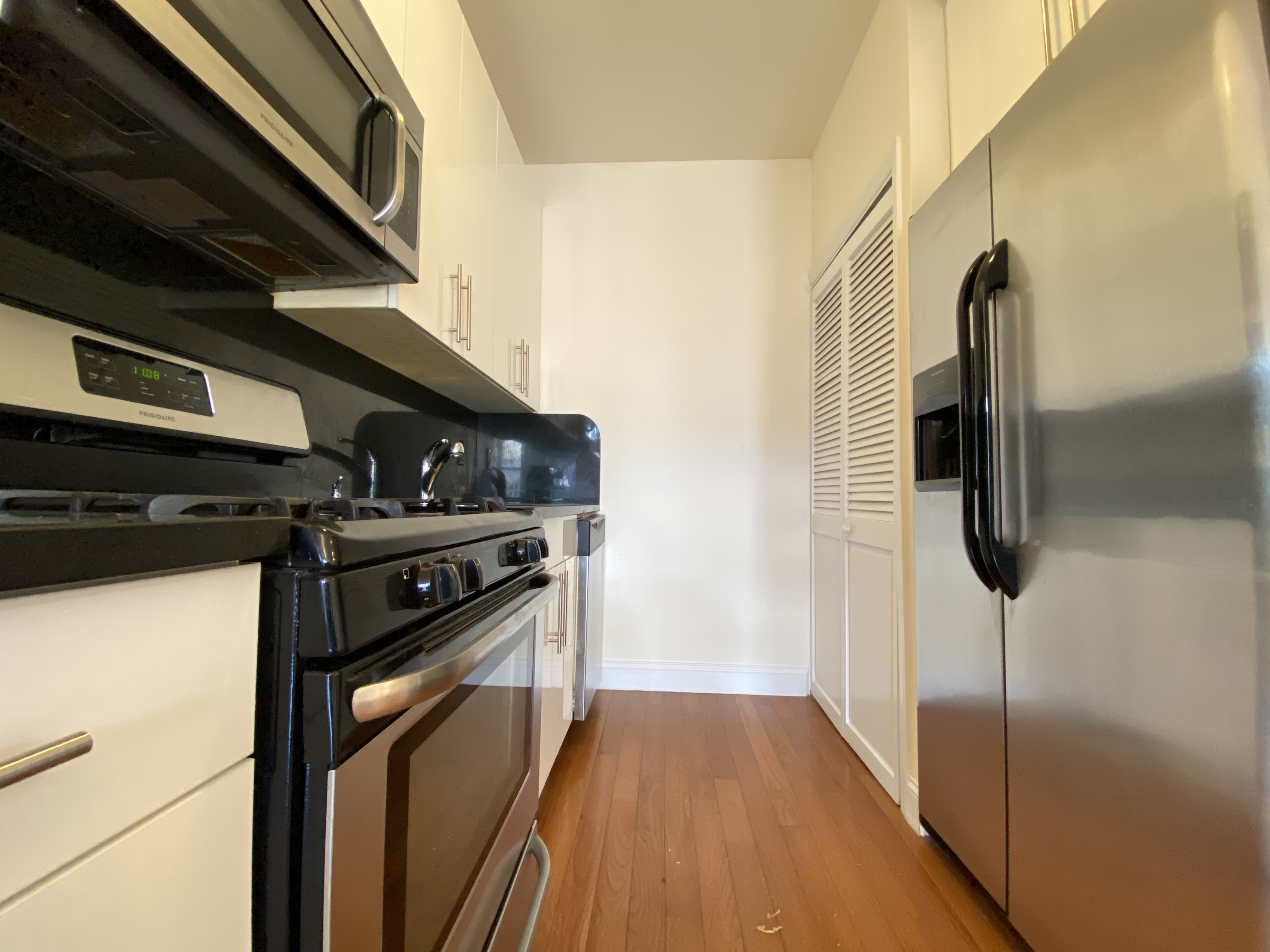 100 Baltic Street, Unit 4B Brooklyn, NY 11201 - Photo 2 of 10