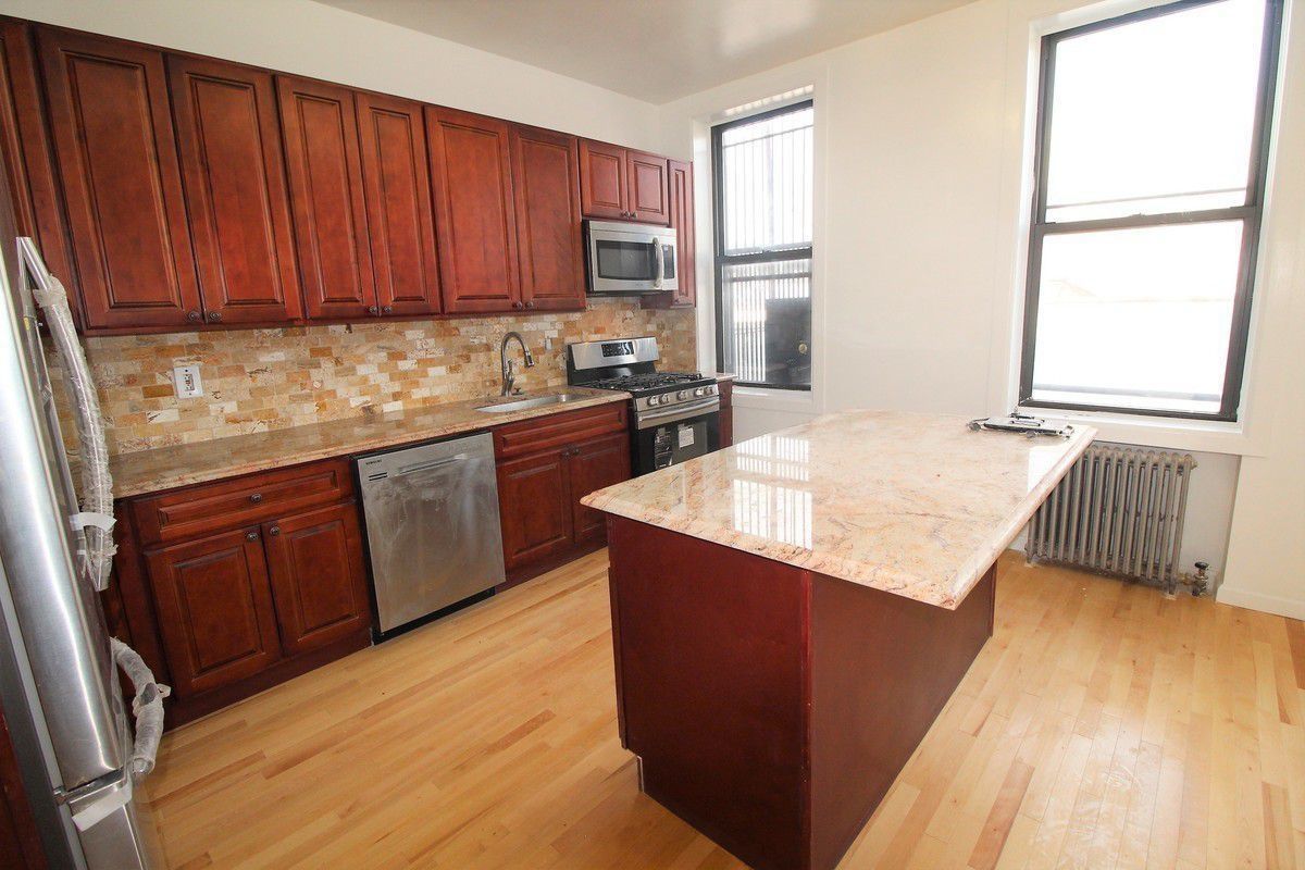 458 3rd Avenue, Unit 2 Brooklyn, NY 11215 - Photo 2 of 7
