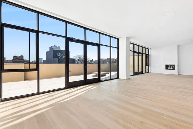 $3,950,000 | 139 Huron Street, Unit PH | Greenpoint