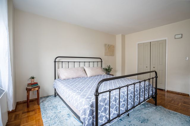 $172,500 | 2 Fordham Hill Ovl, Unit 15A | University Heights